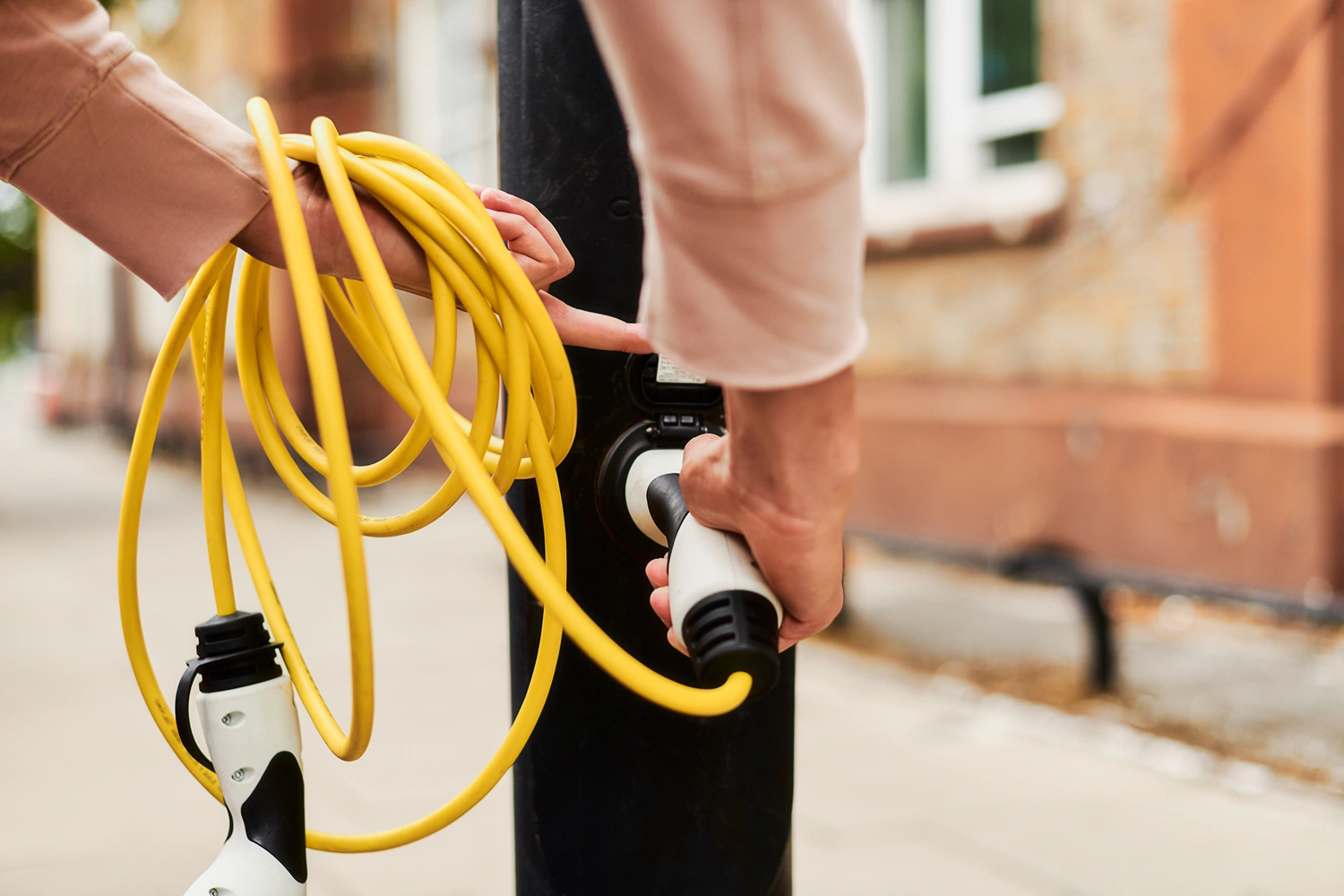 ubitricity powering new electric vehicle charge points in London