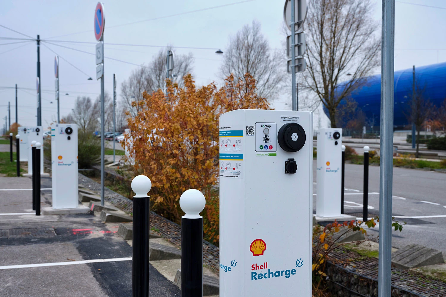 Plusieurs stations de recharge AC de Shell Recharge / ubitricity sont installées au Havre Seine Métropole.